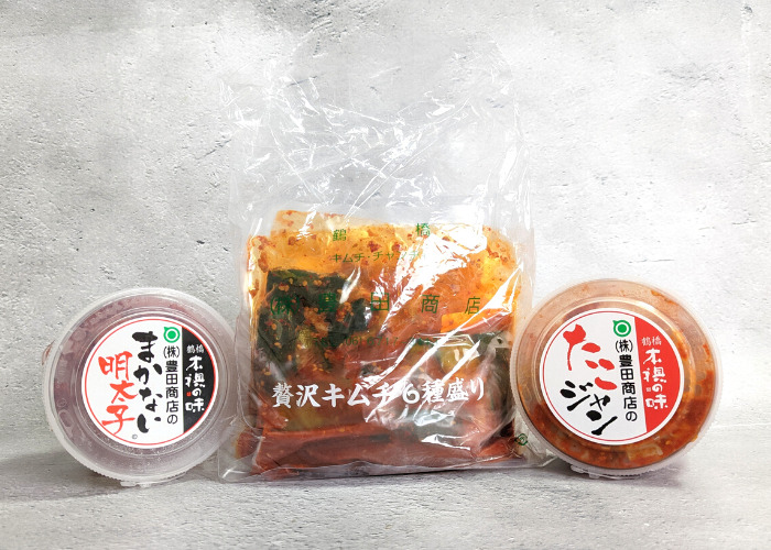 豊田商店の「まかない明太子」と「贅沢キムチ6種盛り」と「たこジャン」